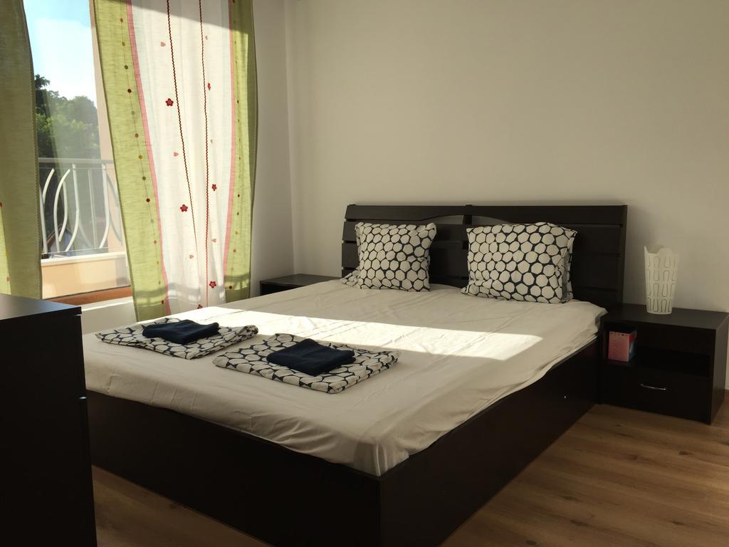 Psb Cabacum Beach Apartments Golden Sands Bagian luar foto