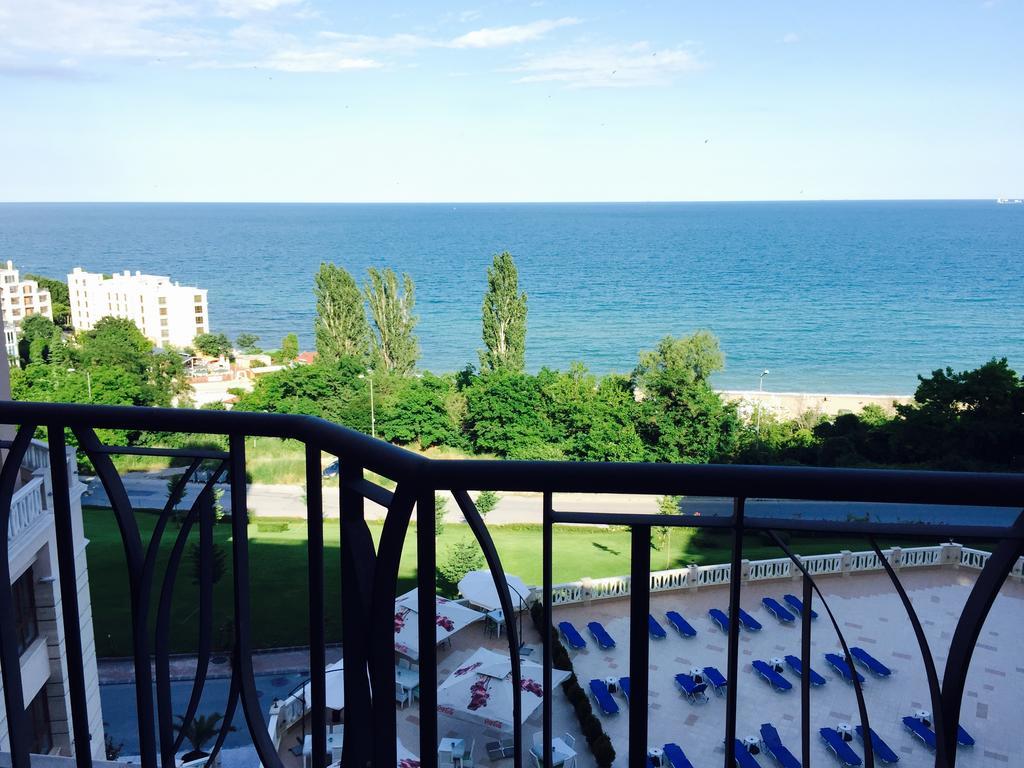 Psb Cabacum Beach Apartments Golden Sands Bagian luar foto